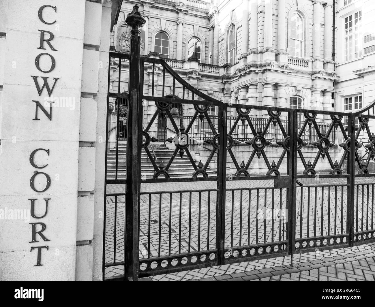 Gates of the Crown Court, Abbey quarter, Reading, Berkshire, England