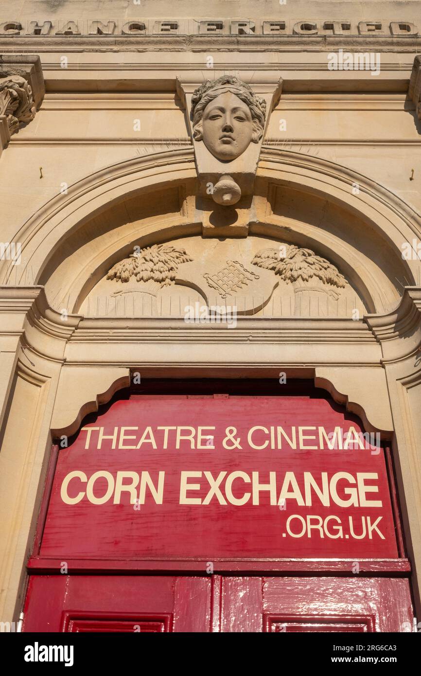 The Corn exchange, Wallingford entrance Stock Photo Alamy