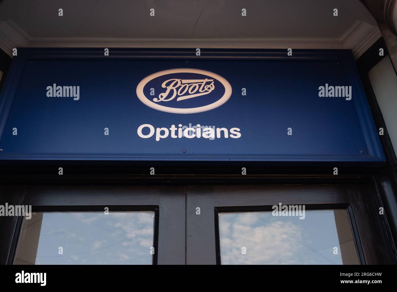 Boots optician hi-res stock photography and images - Alamy