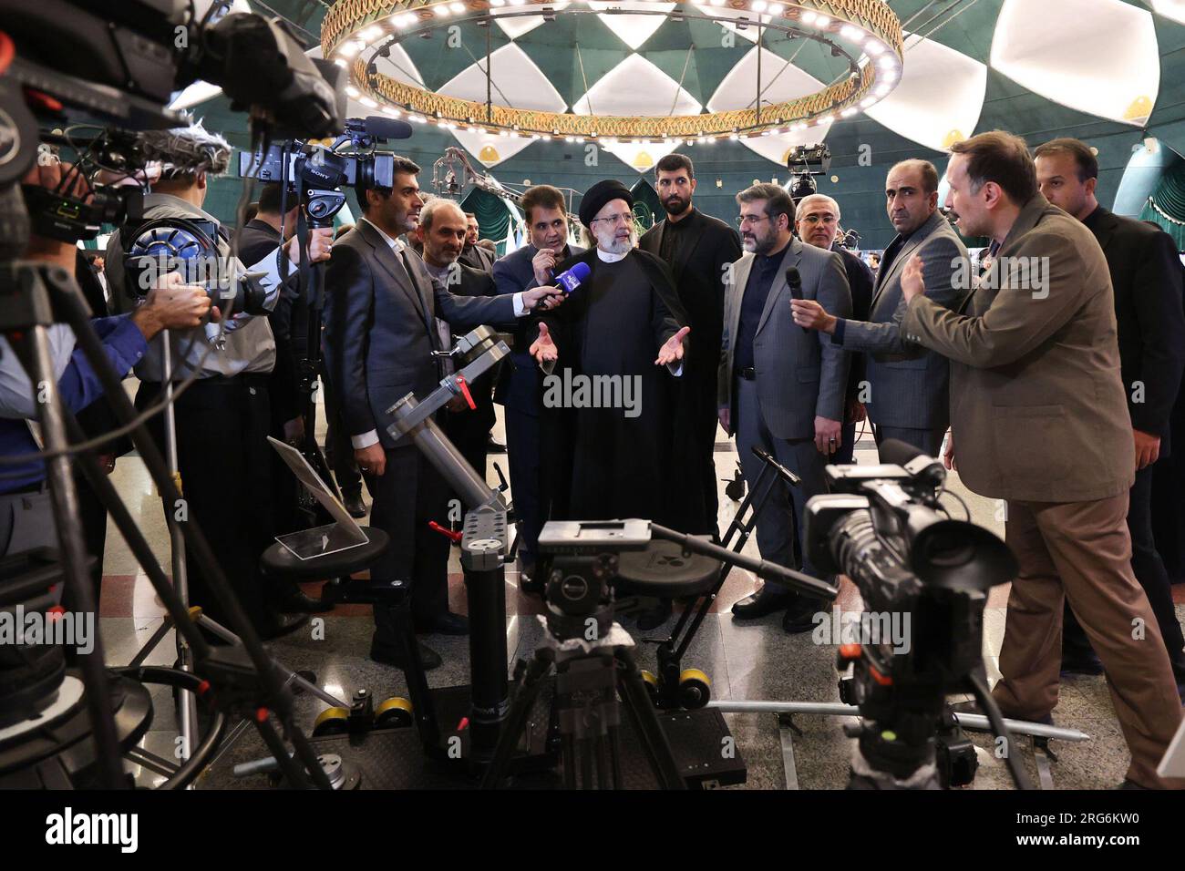 Islamic republic of iran broadcasting hi-res stock photography and