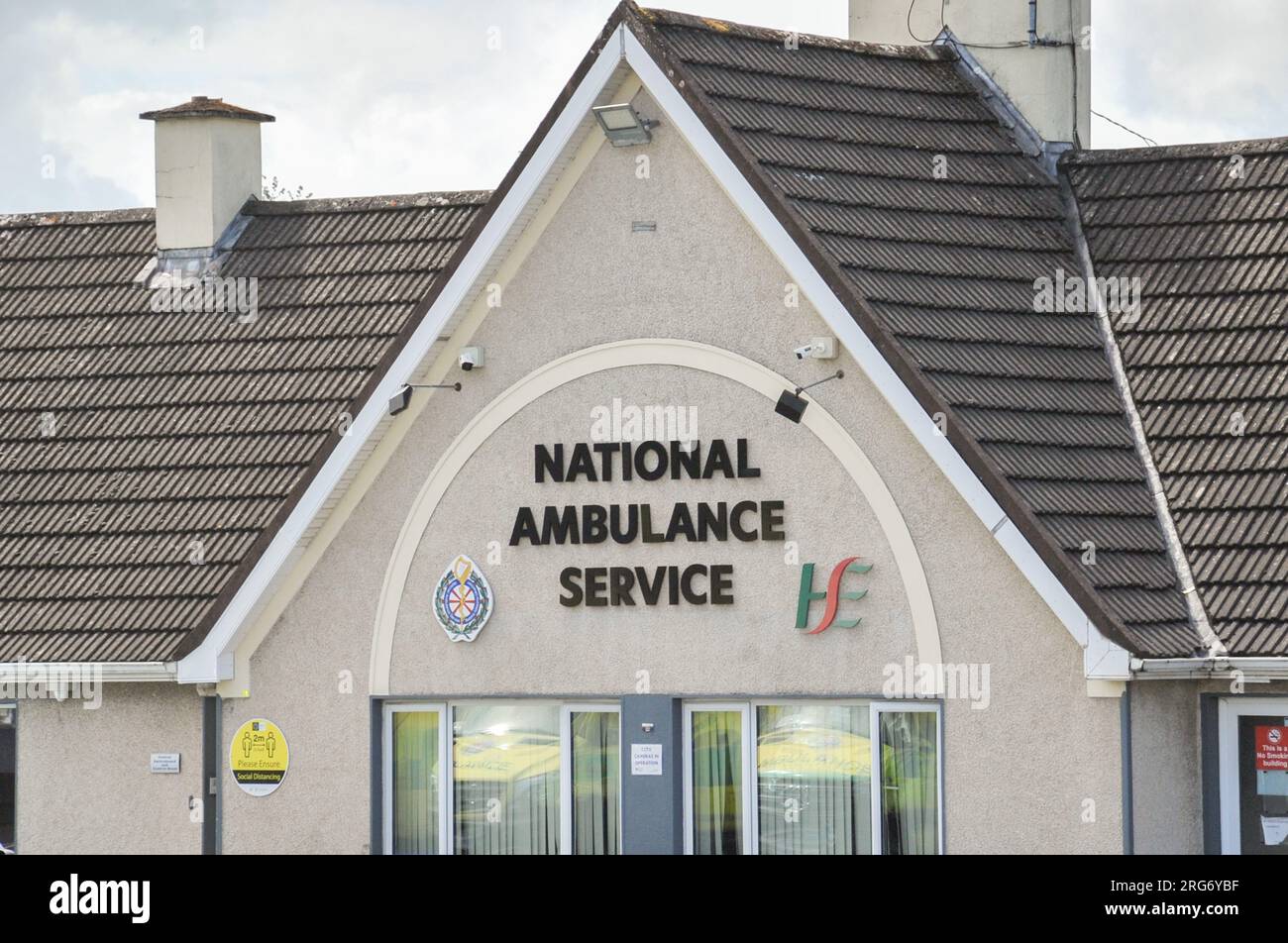 National Ambulance Service. Limerick. Ireland Stock Photo Alamy