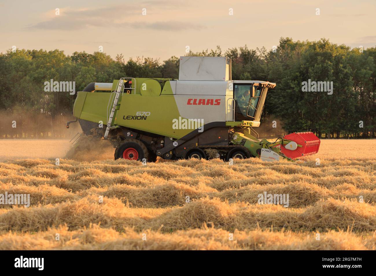 Langtoft, Lincolnshire, UK. 7th August 2023 UK Weather. Farmers make