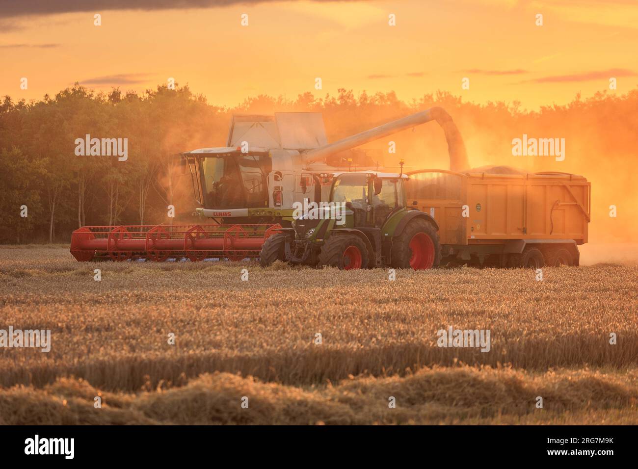 Langtoft, Lincolnshire, UK. 7th August 2023 UK Weather. Farmers make