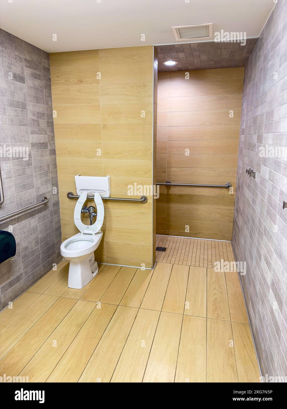 Truck stop rest area pay shower and rest room Stock Photo Alamy