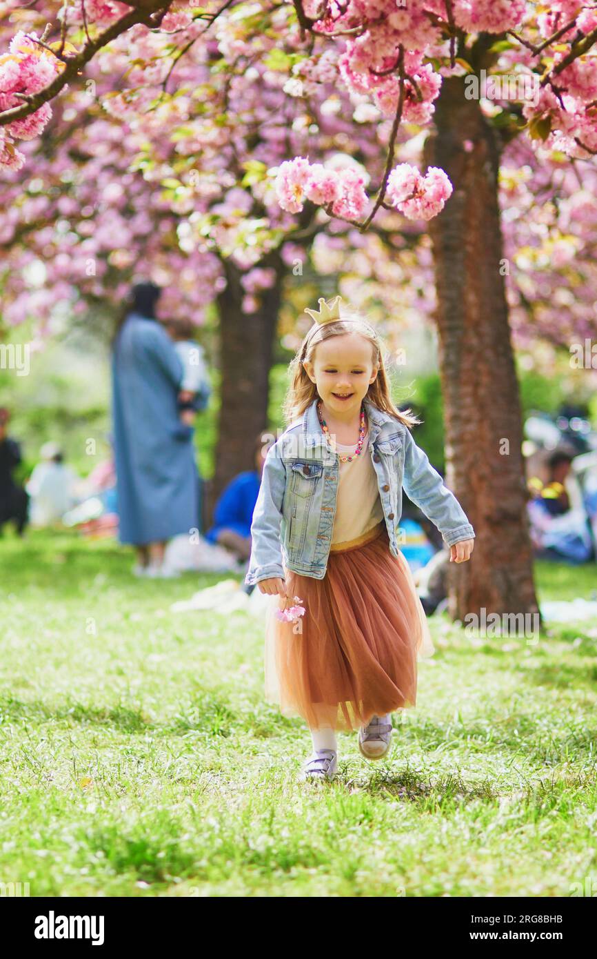 Cherry Skirt Hi-res Stock Photography And Images Alamy, 54% OFF
