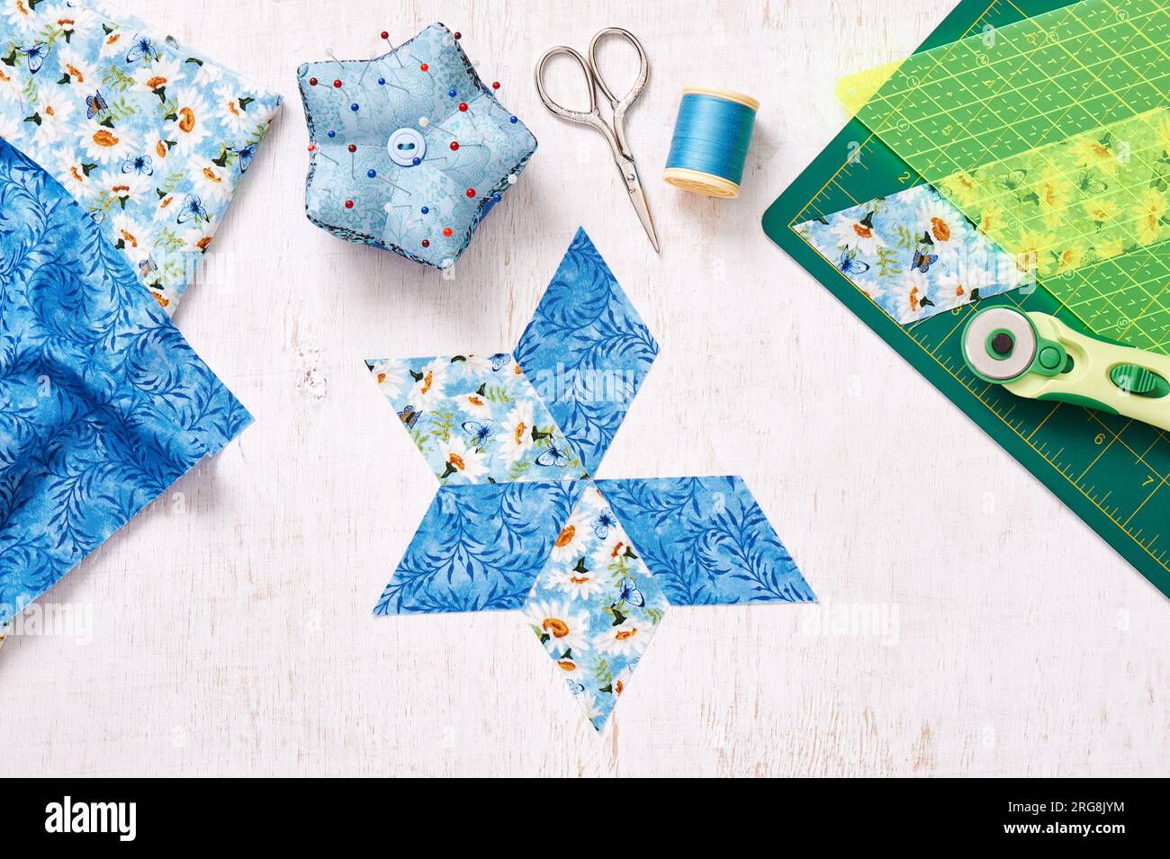 Diamond quilting hi-res stock photography and images - Alamy