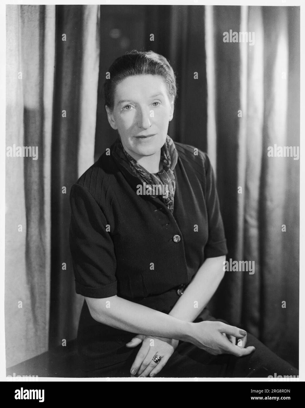 Elizabeth bowen hires stock photography and images Alamy
