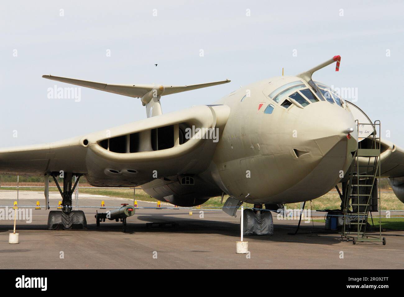 A Handley Page Victor K2 tanker aeroplane on display at the Elvington Air Museum, near York.  Victor K2s made a substantial contribution during the Falklands War and the first Gulf War, refuelling other aircraft whilst airborne. This particular aircraft entered service in 1962. Stock Photo