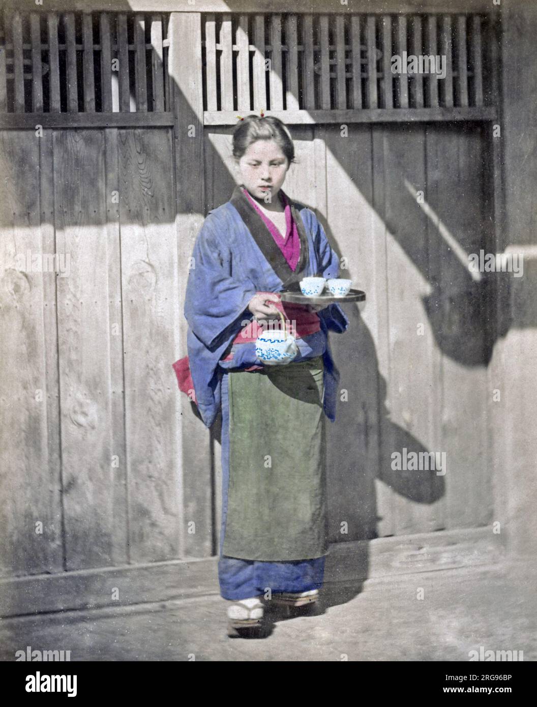Tea house girl, Japan, circa 1870s. Stock Photo