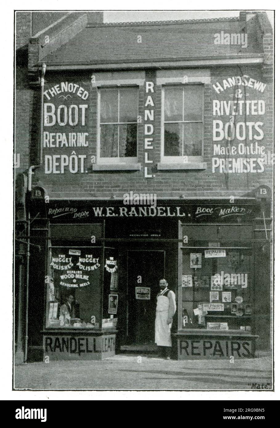 Shop Front, W Randell, Boot Repairs, 13 Portsmouth Road, Woolston. Stock Photo
