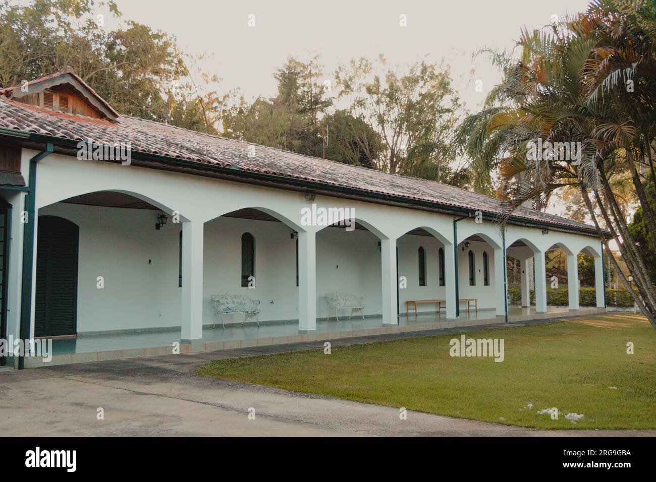 House exterior design hi-res stock photography and images - Alamy