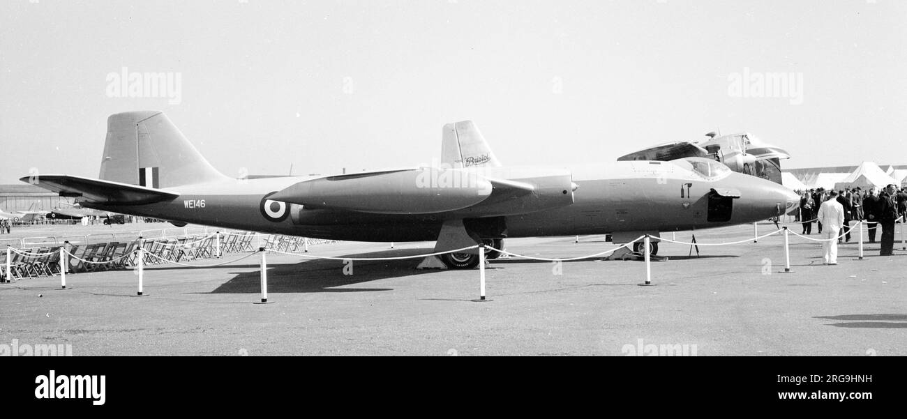 English Electric Canberra PR.3 WE146 at the 1953 Farnborough SBAC show. (SBAC - Society of British Aircraft Constructors) Stock Photo