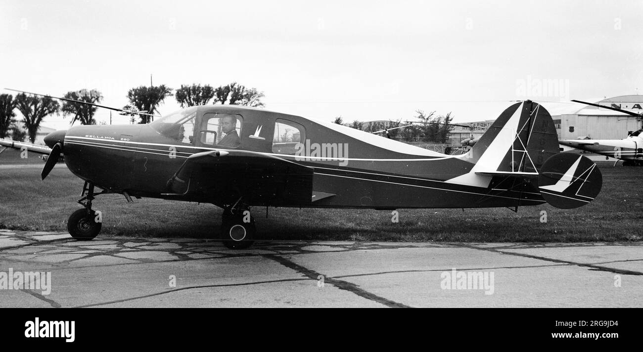 Bellanca 14-19-3 260 Cruisair N76285 Stock Photo