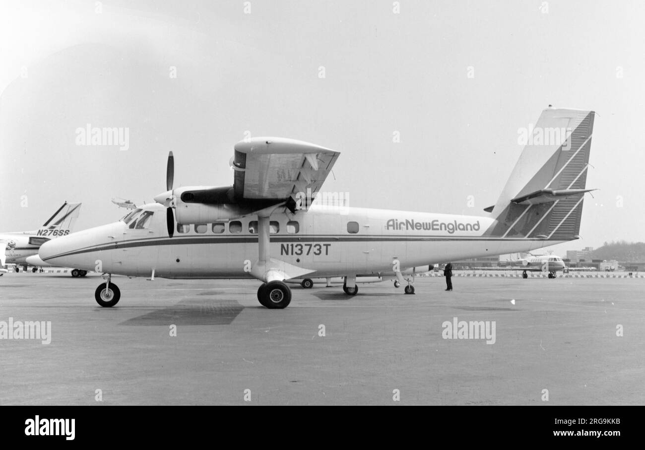 De havilland canada dhc 6 200 twin otter hi-res stock photography and