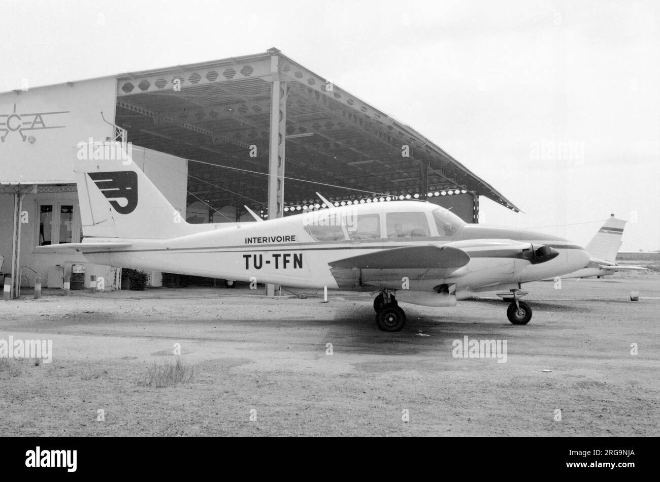 piper-pa-23-250-aztec-tu-tfn-of-interivoire-at-abidjan-cote-divoire