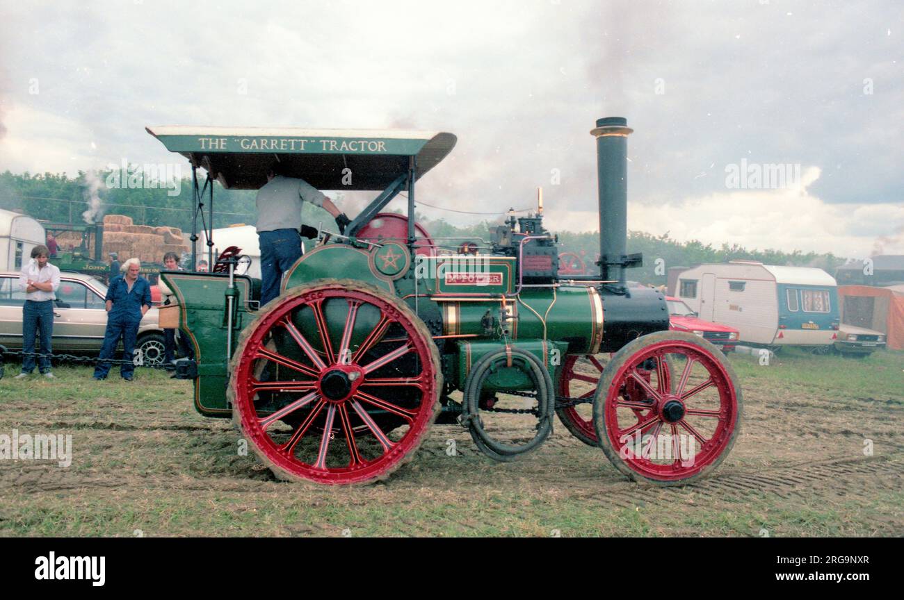 Maker: Richard Garrett & Sons at Leiston Type: Tractor Number: 31633 Built: 1913 Registration: BJ 1696 Cylinders: Compound Nhp: 4 Name: Mr Potter Stock Photo