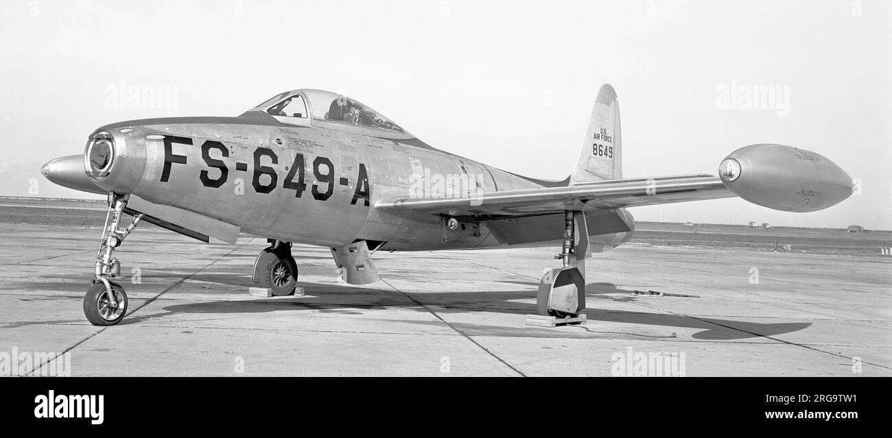United States Air Force - Republic F-84D-1-RE Thunderjet 48-00649 (Buzz no FS-649-A) of the 82nd Fighter Squadron. *1949: USAF 82nd FS (78th FG).*On 3 September 1949 #649 crashed while landing at Dow Air Force Base, ME. Stock Photo