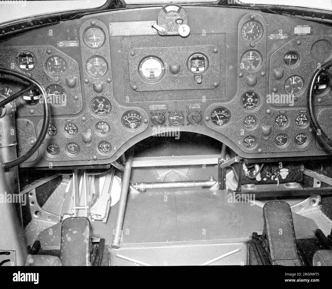 Cockpit of a Sikorsky S-43 Baby Clipper  -  Sikorsky JRS-1  -  Sikorsky OA-8, twin-engined amphibious aircraft. Of the 53 production aircraft, five were operated by the United States Army Air Corps (USAAC) as the OA-8 and 17 by the United States Navy (USN) and United states Marine Corps (USMC) as the JRS-1. Stock Photo