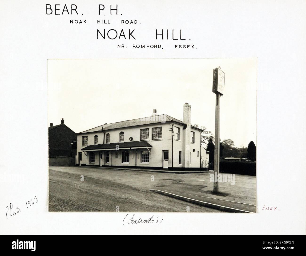 Photograph of Bear Inn, Noak Hill, Essex. The main side of the print (shown here) depicts: Right face on view of the pub.  The back of the print (available on request) details: Trading Record 1940 . 1962 for the Bear Inn, Noak Hill, Essex RM3 7LL. As of July 2018 . Formerly The Bear a Sizzling pub . now owned by Milton Pubs and Taverns Stock Photo