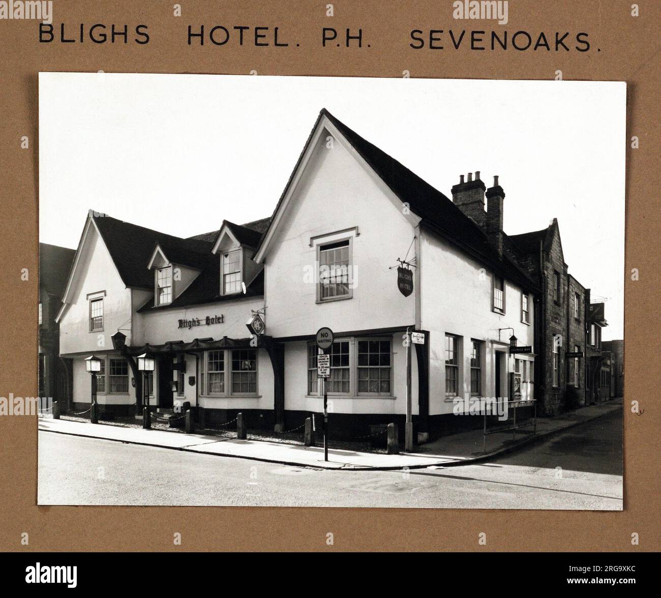 Photograph of Blighs Hotel  , Sevenoaks, Kent. The main side of the print (shown here) depicts: Right face on view of the pub.  The back of the print (available on request) details: Nothing for the Blighs Hotel, Sevenoaks, Kent TN13 1UP. As of July 2018 . Renamed Oak Tree and now Oak Tavern & Tap House with in house brewery Stock Photo