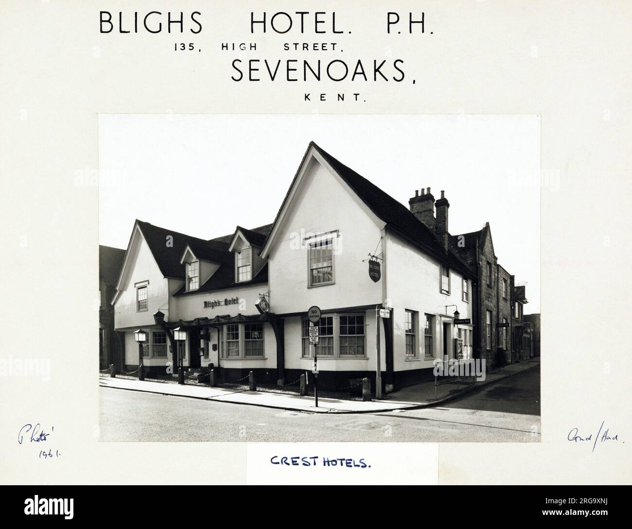 Photograph of Blighs Hotel  , Sevenoaks, Kent. The main side of the print (shown here) depicts: Right face on view of the pub.  The back of the print (available on request) details: Trading Record 1929 . 1961 for the Blighs Hotel, Sevenoaks, Kent TN13 1UP. As of July 2018 . Renamed Oak Tree and now Oak Tavern & Tap House with in house brewery Stock Photo