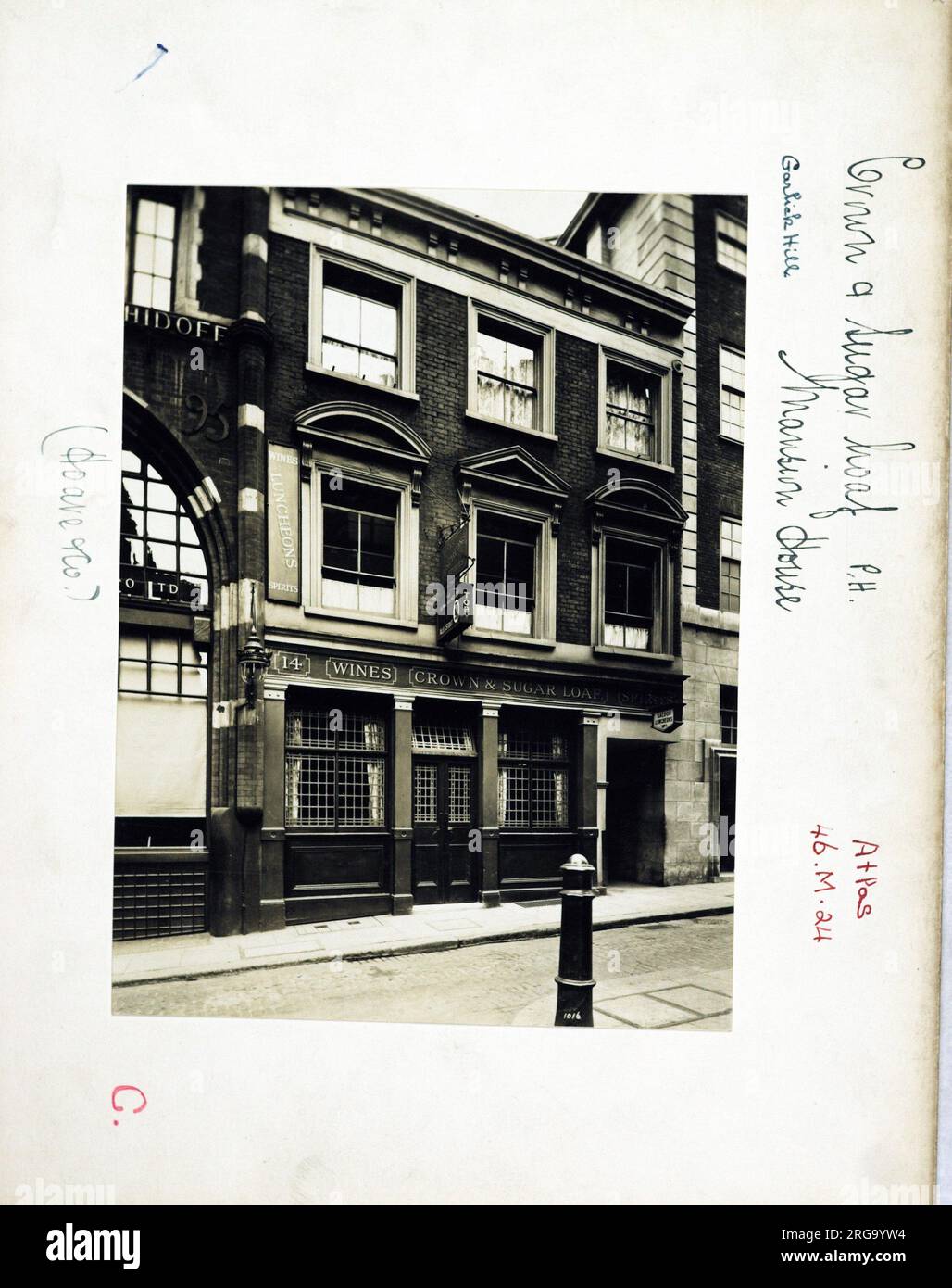 Photograph of Crown & Sugar Loaf PH, Mansion House, London. The main