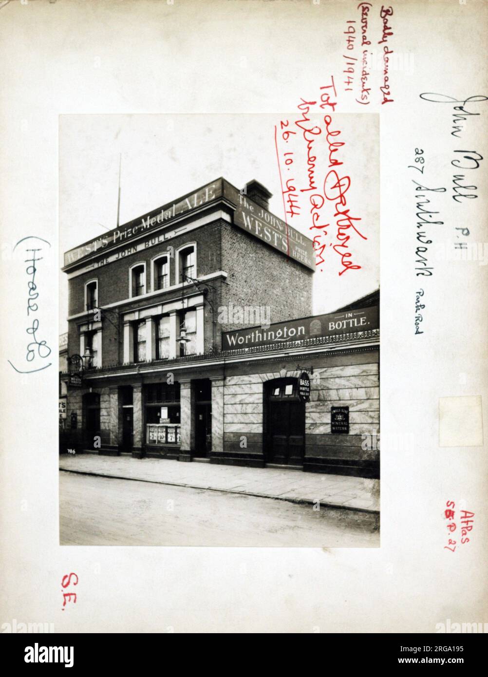 Photograph of John Bull PH, Southwark, London. The main side of the