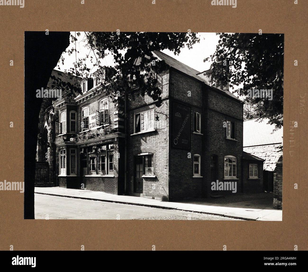 Photograph of Stag PH, Enfield, Greater London. The main side of the print (shown here) depicts: Right face on view of the pub.  The back of the print (available on request) details: Nothing for the Stag, Enfield, Greater London EN2 6PH. As of July 2018 . Punch Taverns Stock Photo