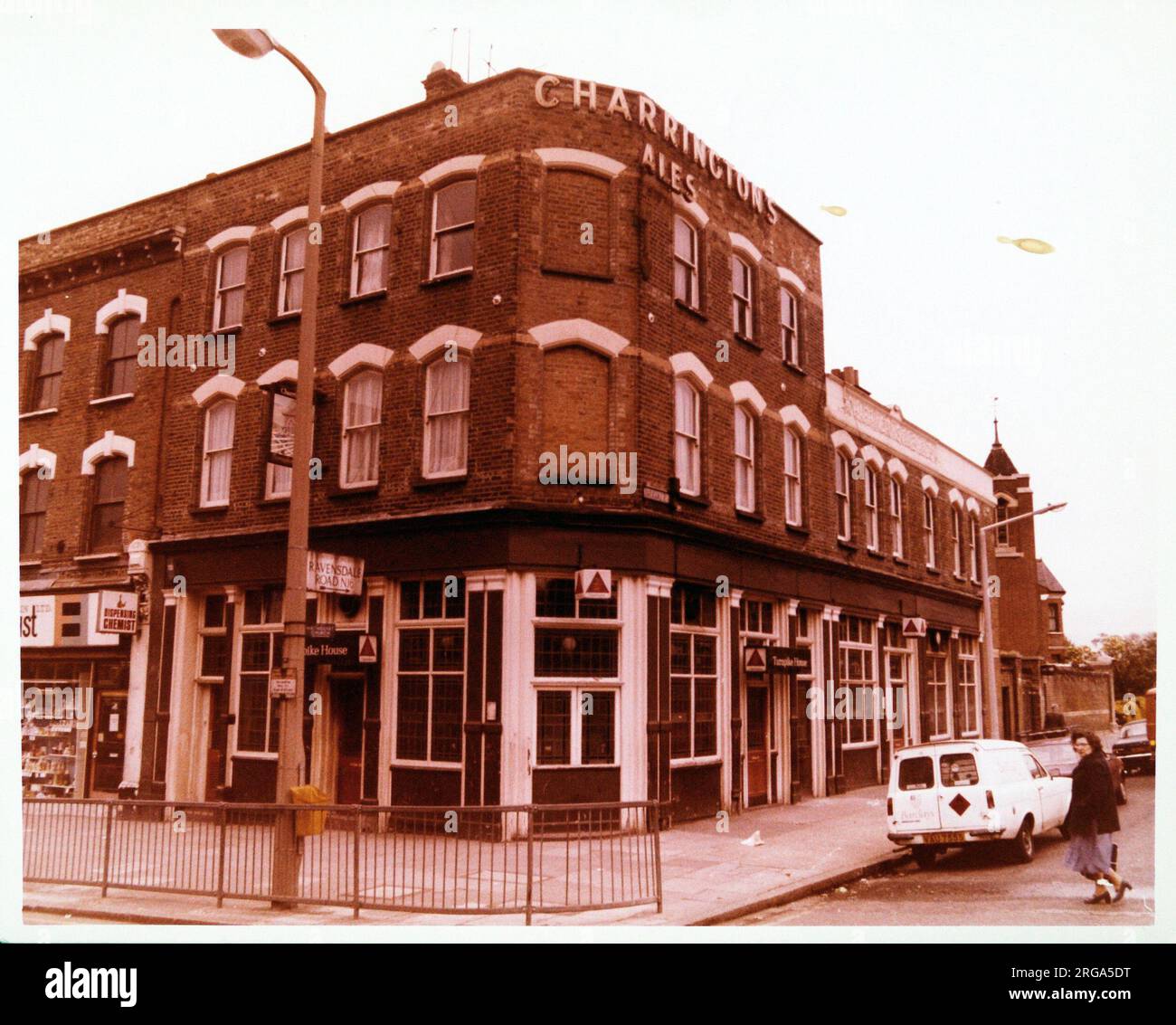 Photograph of Turnpike House PH, Stamford Hill, London. The main side
