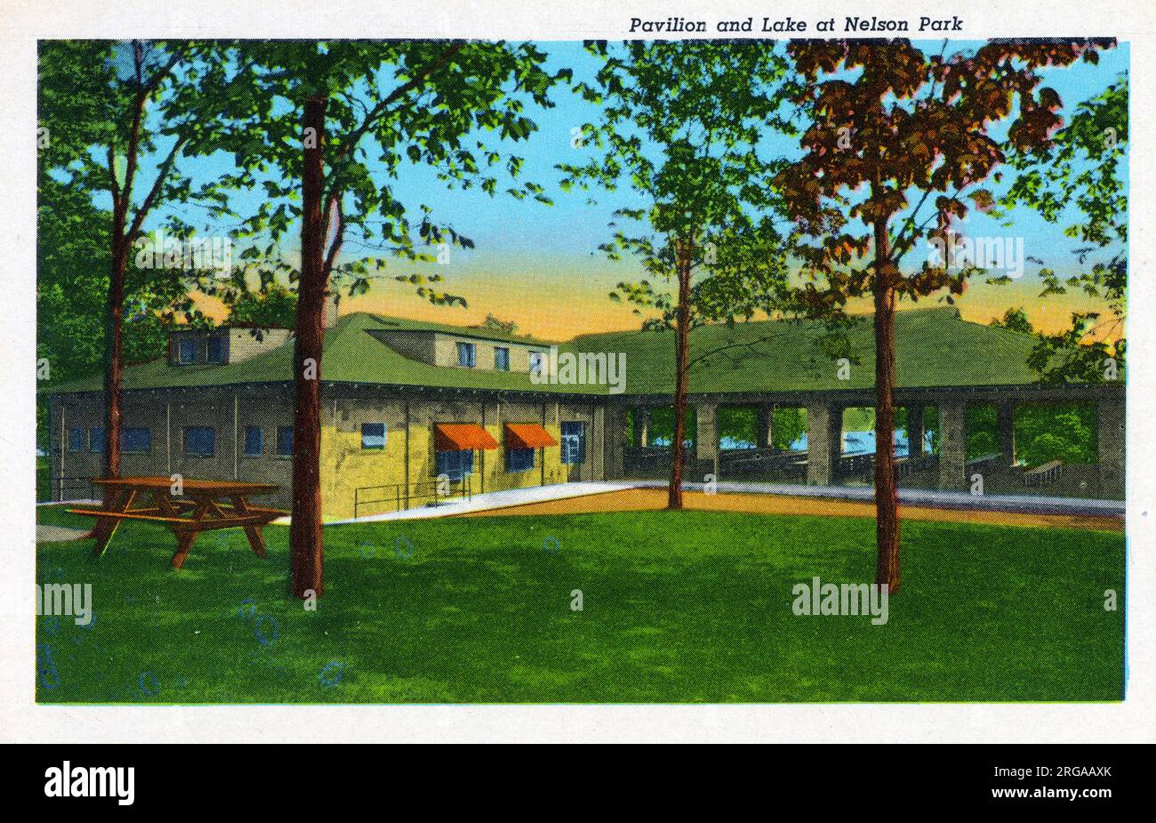 Decatur, Illinois, USA - Pavilion and Lake at Nelson Park Stock Photo ...