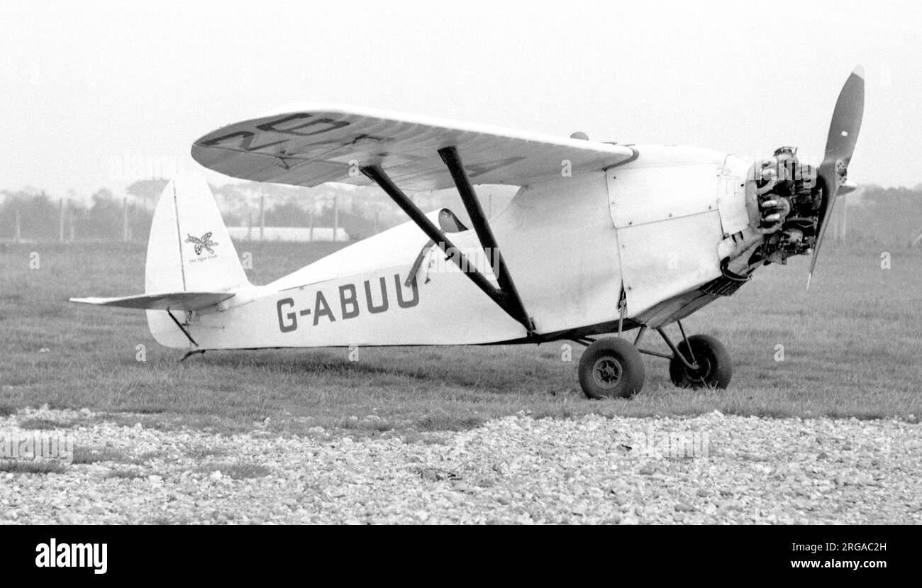 Comper CLA.7 Swift G-ABUU of the Tiger Club Stock Photo - Alamy