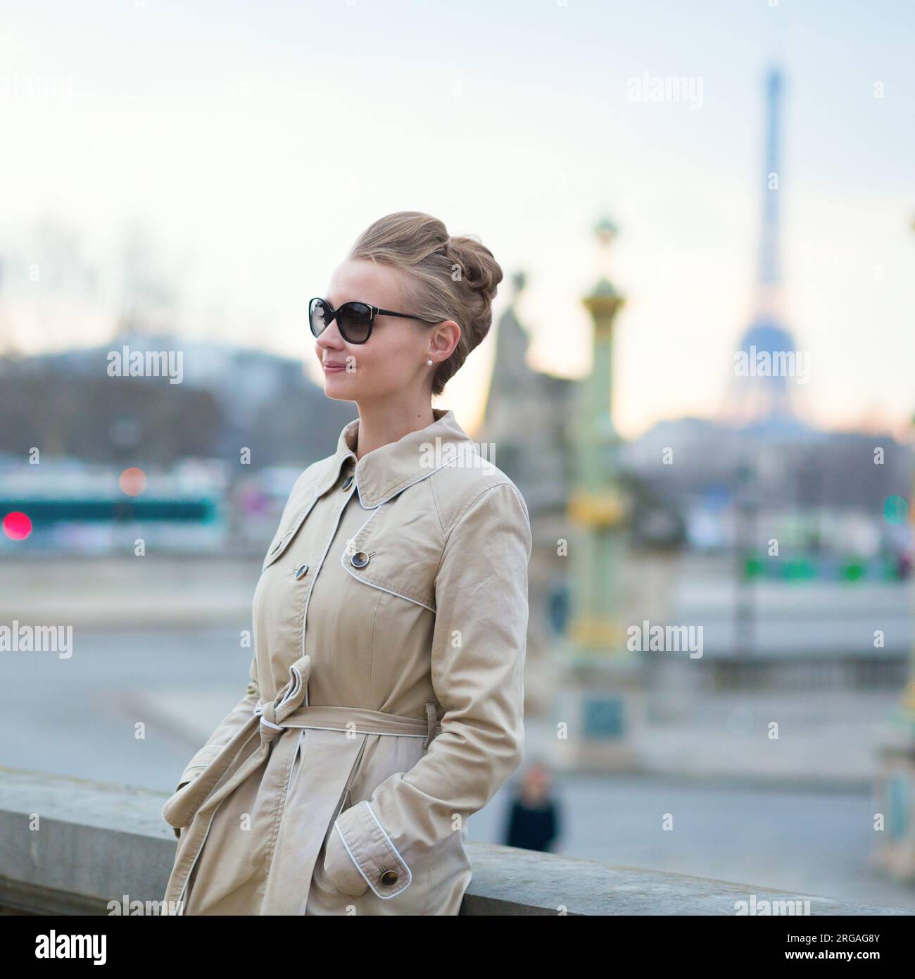 Beautiful Parisian woman Stock Photo Alamy