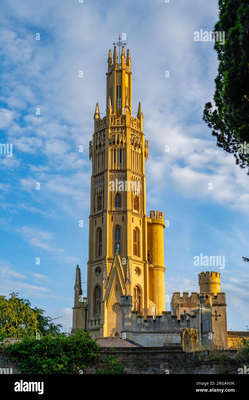 Hadlow Tower, or MayÕs Folly as it is also known, is a Grade 1* listed folly, the tallest of its kind in the United Kingdom Stock Photo