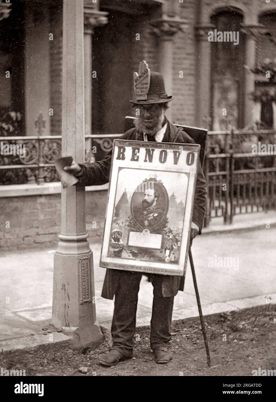 John Thomson, Street Life in London, 1878, The London Boardmen Stock Photo