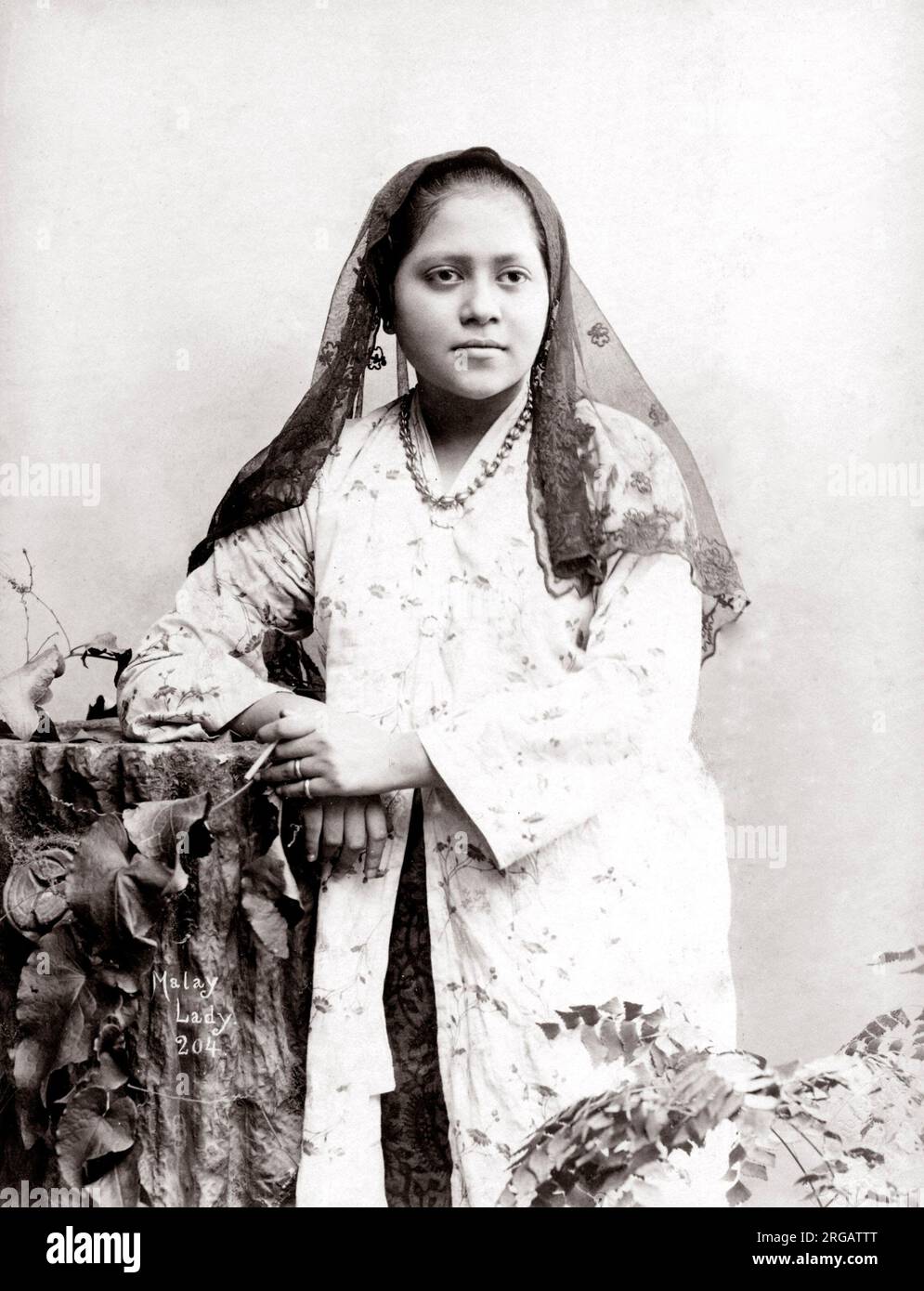 c. 1880s South East Asia - portrait of a Malay woman, Singapore Stock Photo