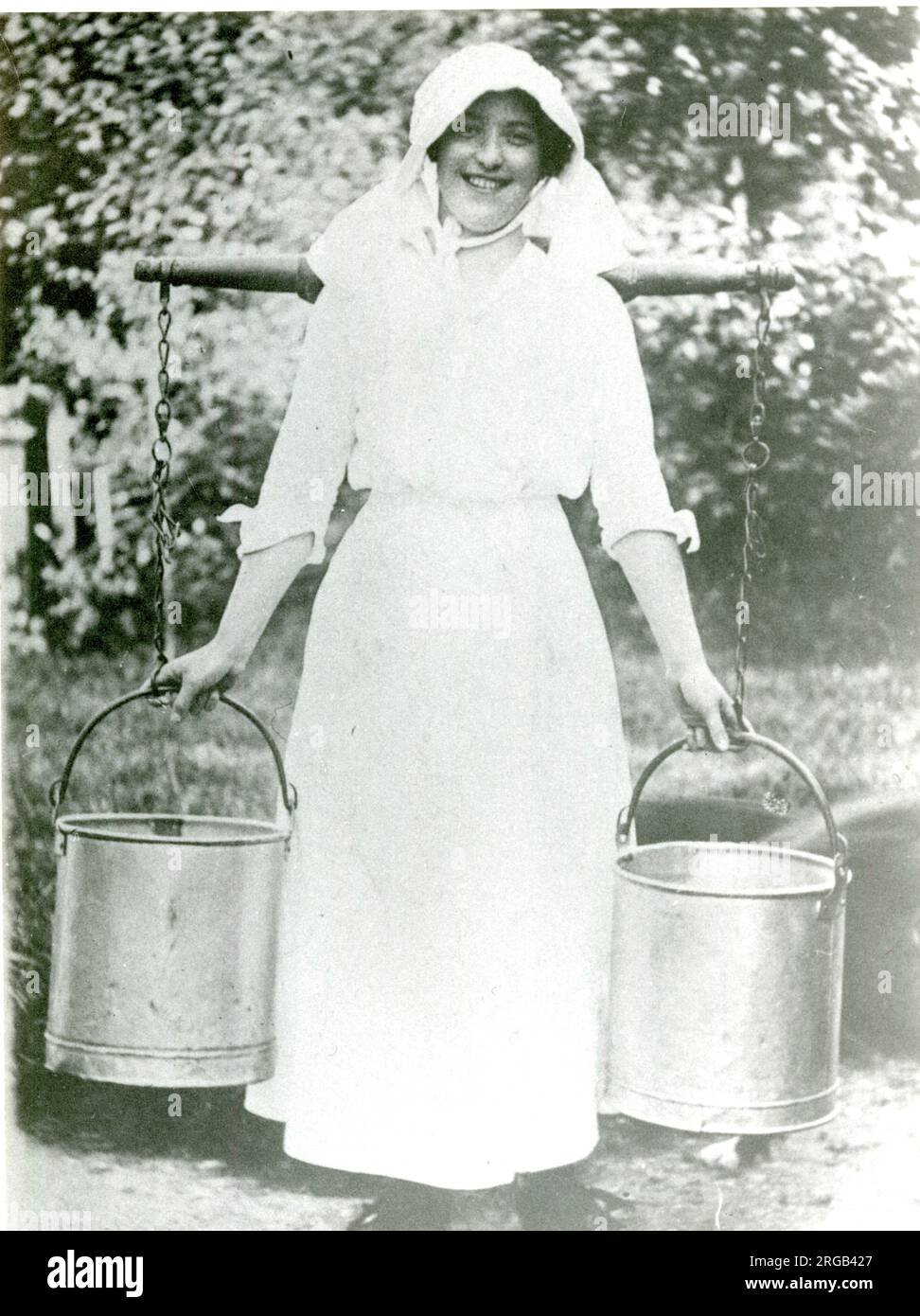 Draycott, Cotswold village, Edith Hodgkins (later Mrs Brown), milkmaid