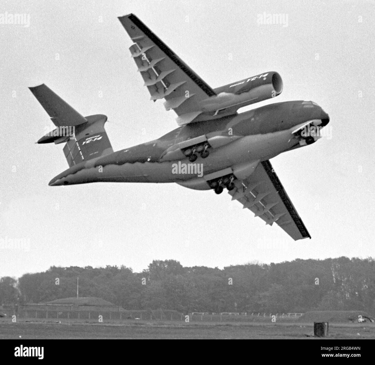Boeing yc 14 Black and White Stock Photos & Images Alamy