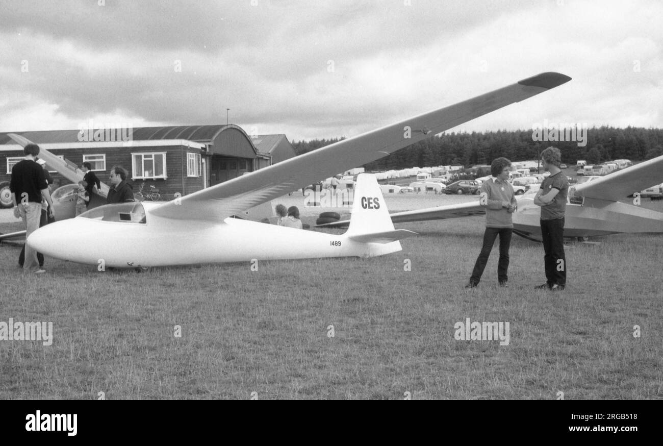 Schleicher K-6E CES (msn 4220, BGA 1489), at a regional gliding competition in the 1980s. Stock Photo