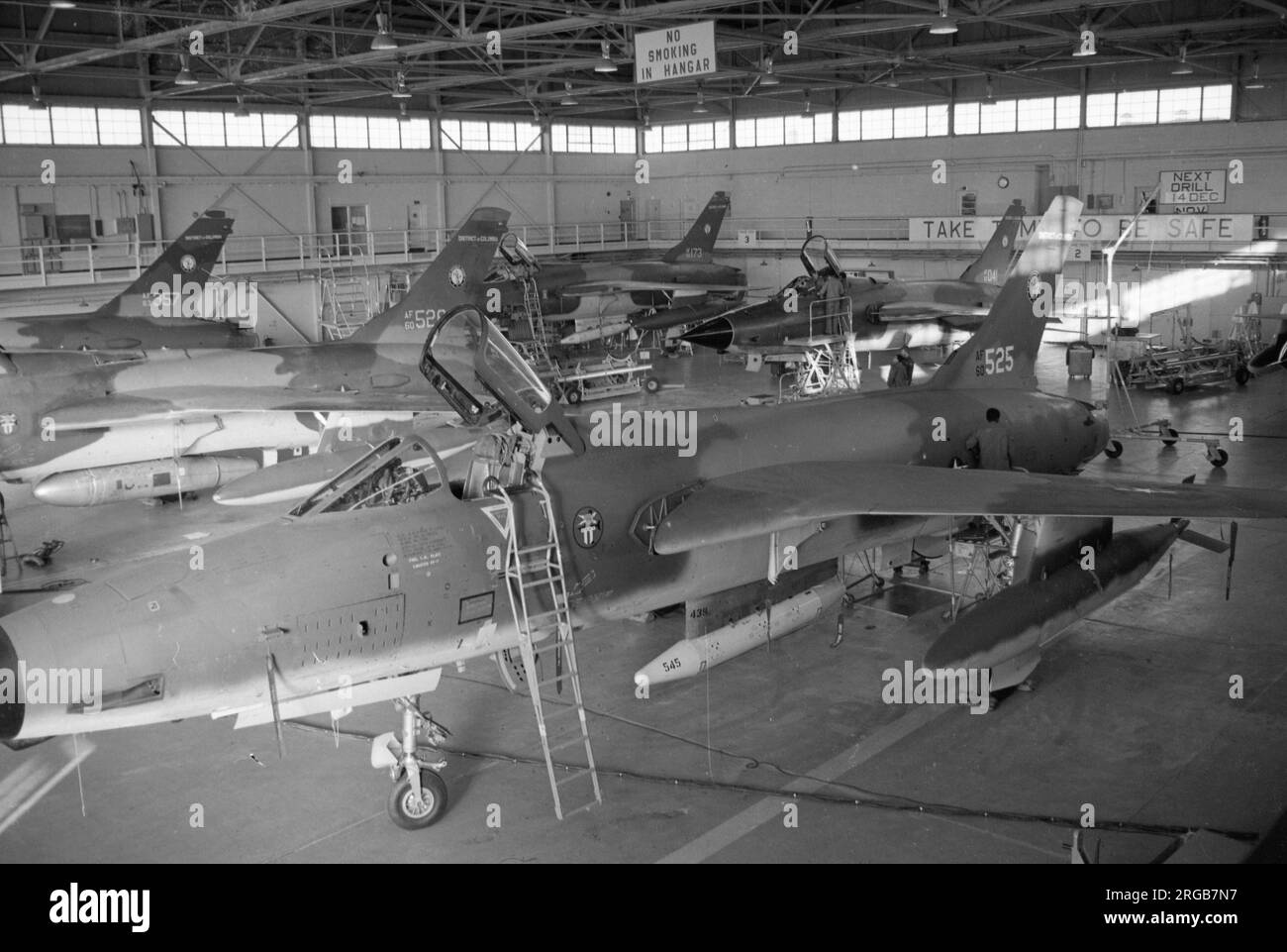 United States Air Force - Republic F-105D-10-RE Thunderchief 60-0525 (msn D213). A plethora of F-105s of District of Columbia Air National Guard in their hangar. Stock Photo