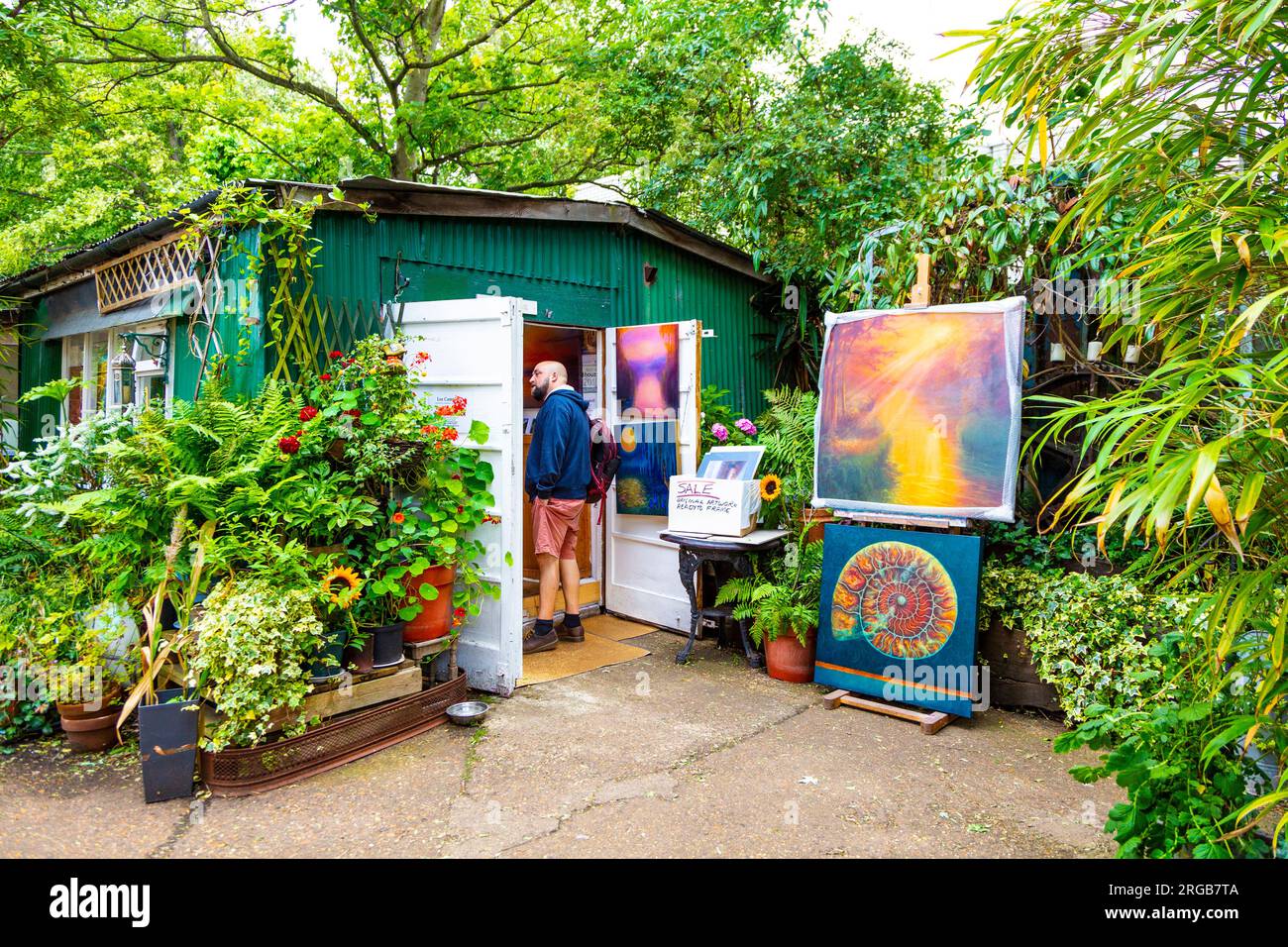 Uk artists art hi-res stock photography and images - Alamy