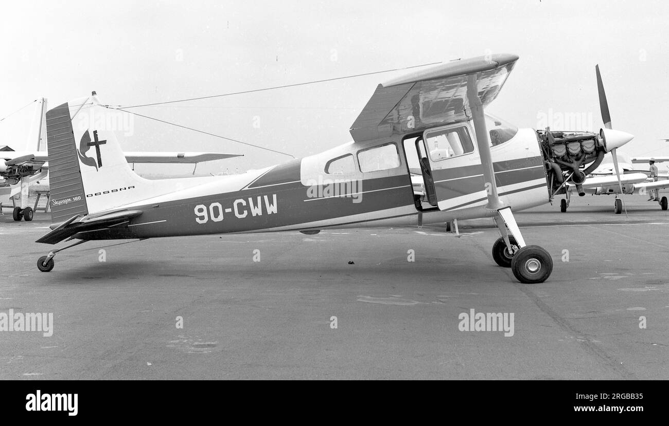Cessna 180 Skywagon 9Q-CWW, prior to exportation to Congo, for missionary work. Stock Photo