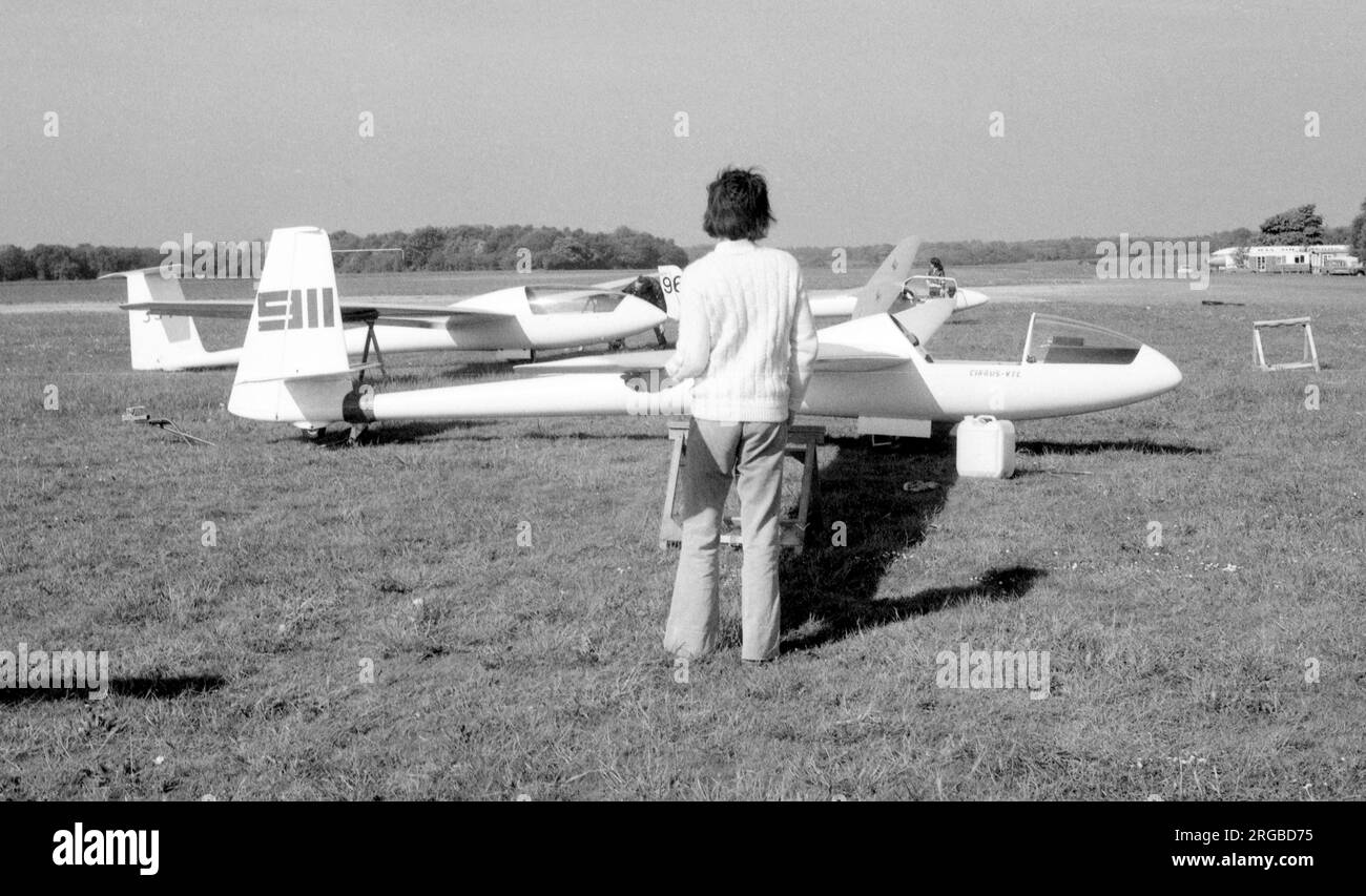Schempp-Hirth - VTC Open Cirrus '911', at Lasham for a regional gliding competition in the 1980s. Stock Photo