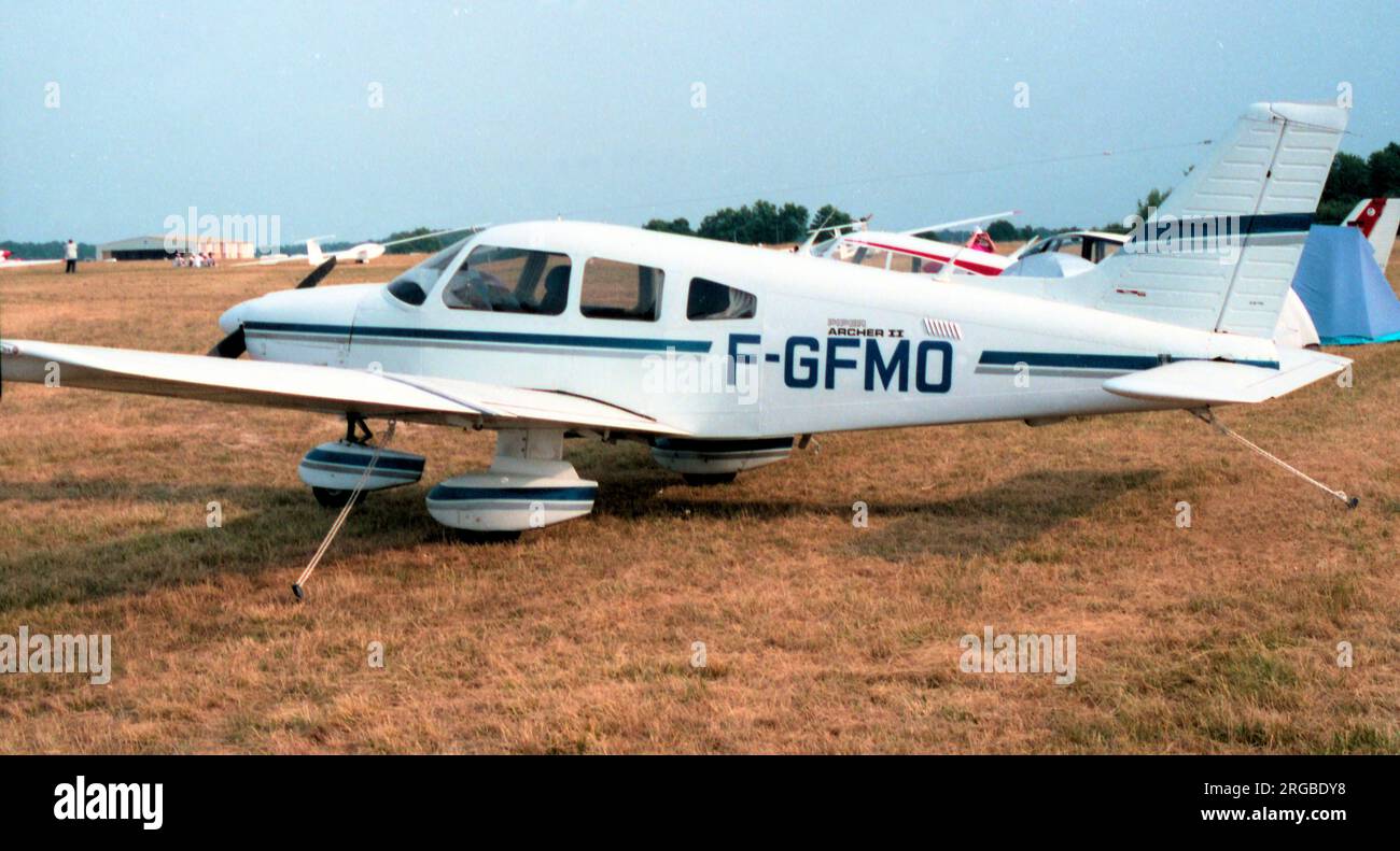 Piper PA-28-181 Archer II F-GFMO (msn 28-8390011). Stock Photo