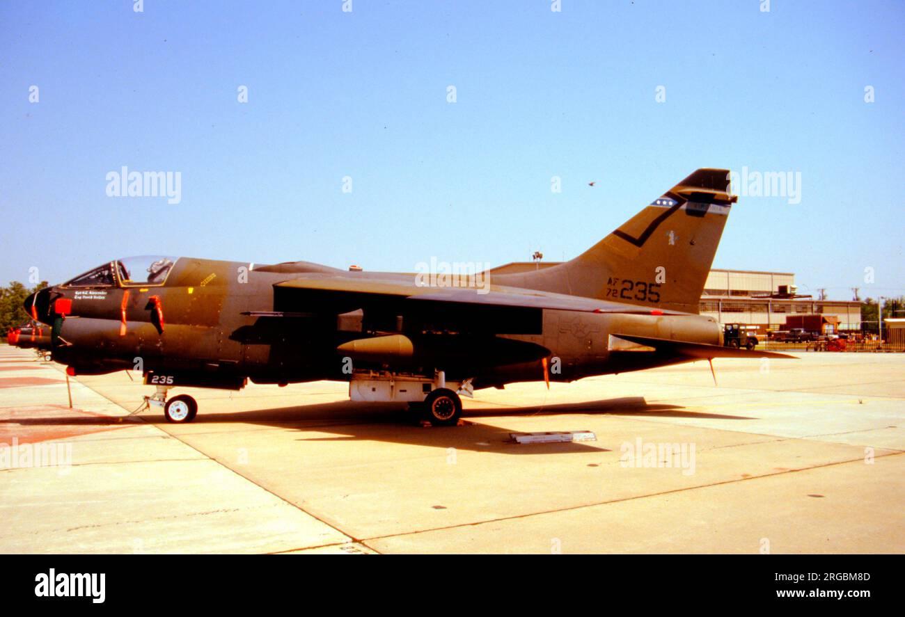 United States Air Force (USAF) - Ling-Temco-Vought A-7D-13-CV Corsair II 72-0235 (msn D-357), of the 149th Tactical Fighter Squadron, Virginia Air National Guard. Stock Photo