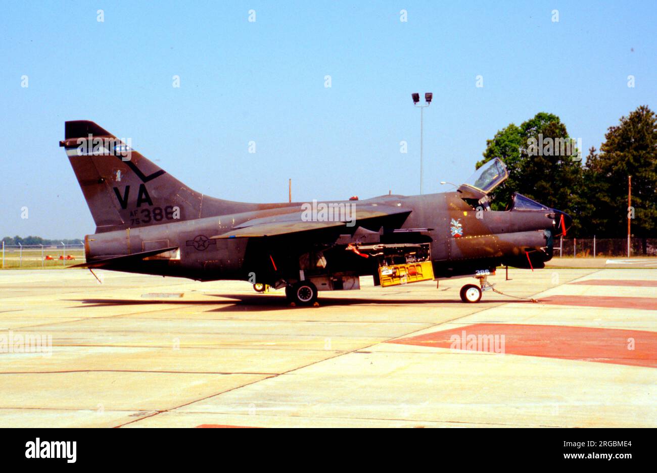 United States Air Force (USAF) - Ling-Temco-Vought A-7D-17-CV Corsair II 75-0386 (msn D-436), of the 149th Tactical Fighter Squadron, Virginia Air National Guard. Stock Photo