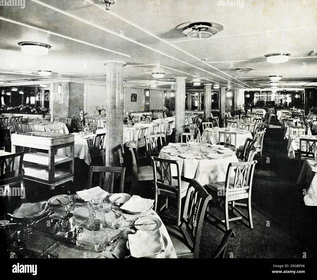 RV Britannic, Restaurant, January 1949 Stock Photo