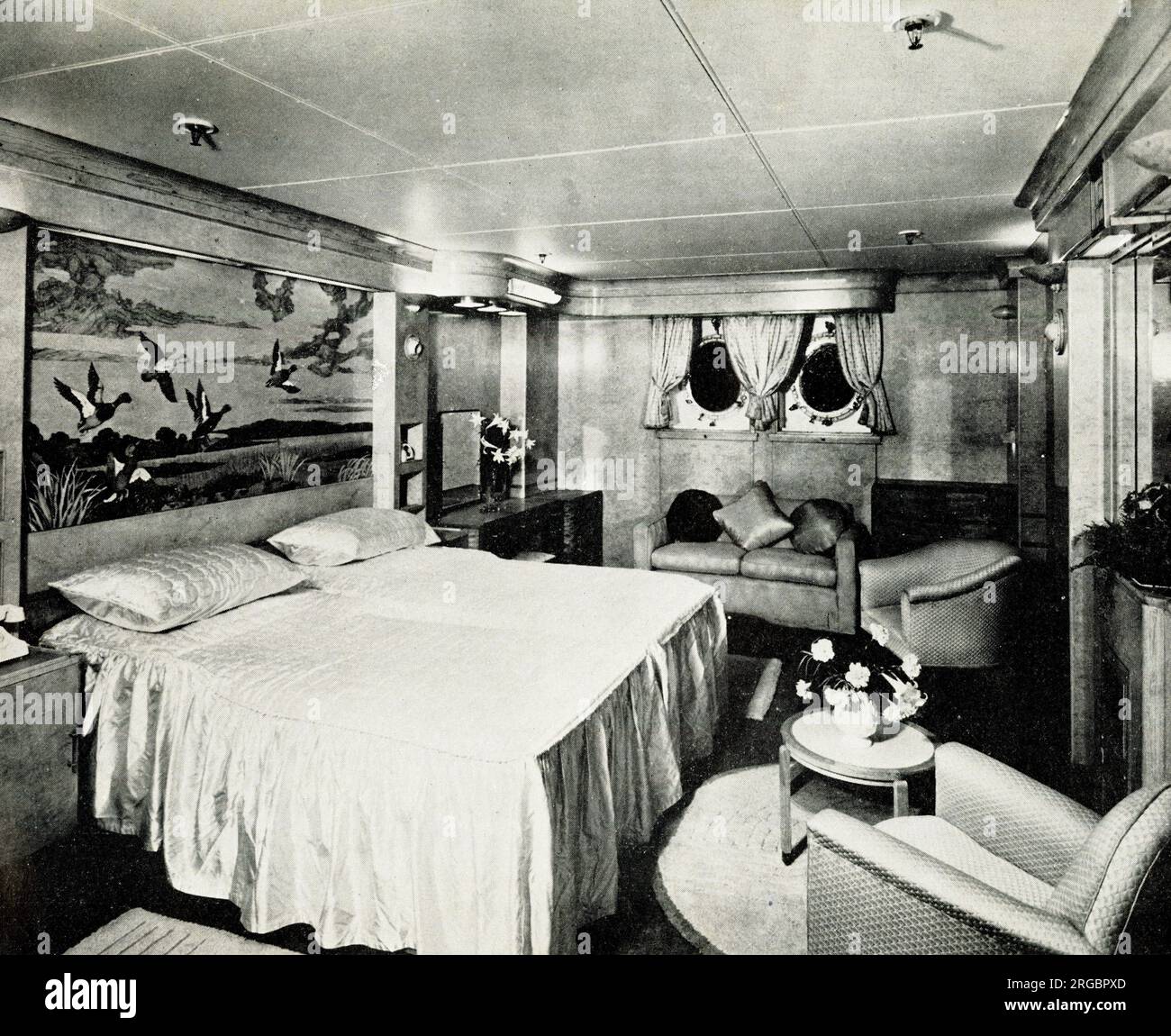 RMS Queen Mary, Stateroom, January 1949 Stock Photo Alamy