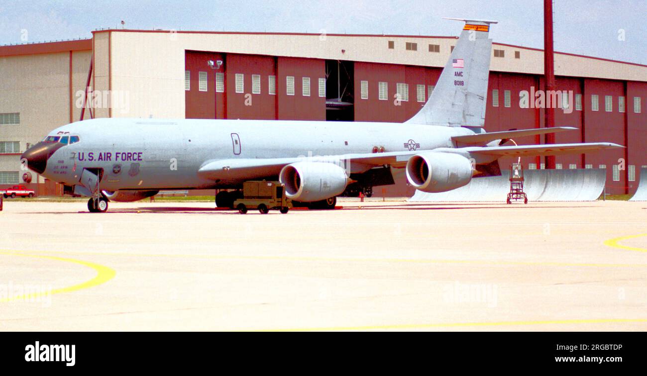 United States Air Force Boeing KC135R Stratotanker 580118 (MSN