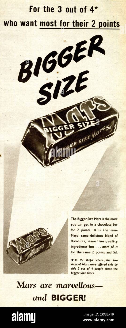 Advert, Bigger Size Mars Bar - chocolate bar, still restricted by postwar rationing, hence the reference to 'points' Stock Photo
