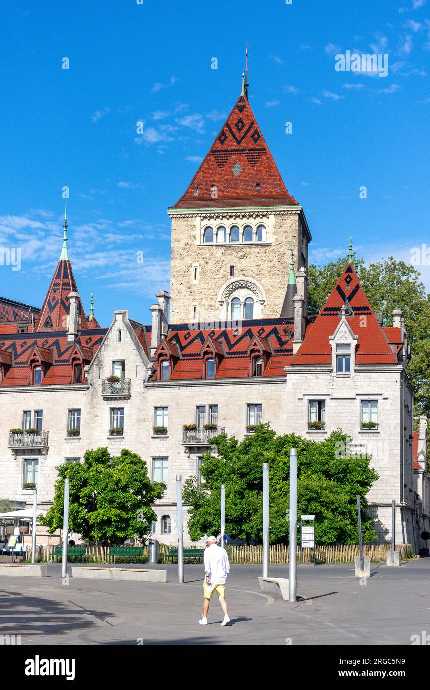 Château d'Ouchy (Hotel), Place du Port, Lausanne, Canton of Vaud, Switzerland Stock Photo